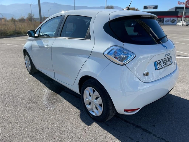 Renault Zoe Q210-NAVI-AUTO-22kW - автомобили, коли, обяви за нови и употребявани 5