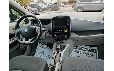 Renault Zoe 53.000km= НАВИГАЦИЯ= КАМЕРА= KEYLESS - автомобили, коли, обяви за нови и употребявани 12