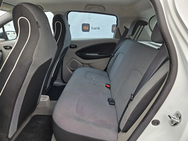 Renault Zoe 53.000km= НАВИГАЦИЯ= КАМЕРА= KEYLESS - автомобили, коли, обяви за нови и употребявани 8