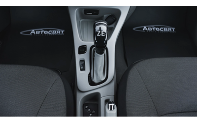 Renault Zoe Evolution R240 - автомобили, коли, обяви за нови и употребявани 13