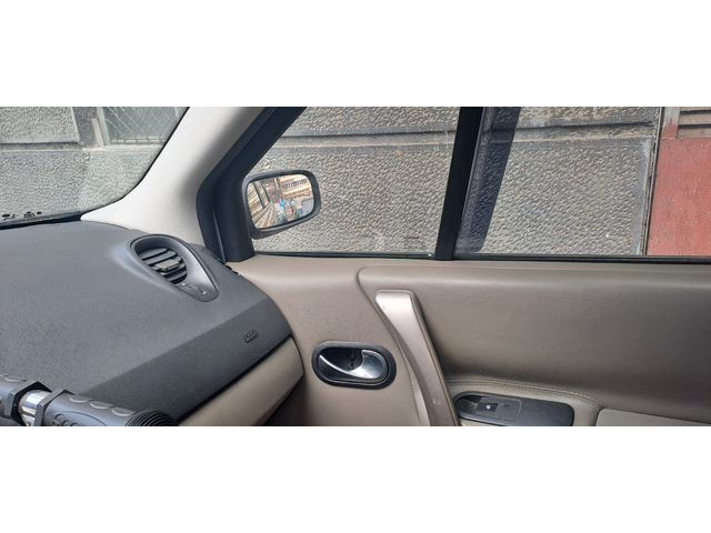 РЕНО СЦЕНИК 1,6 16v - автомобили, коли, обяви за нови и употребявани 9