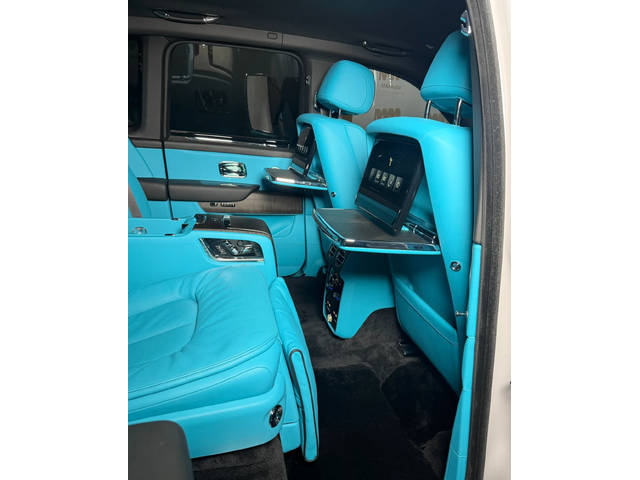 Rolls-Royce Cullinan Series II Facelift* Tempest Grey+ Turchese - автомобили, коли, обяви за нови и употребявани 16