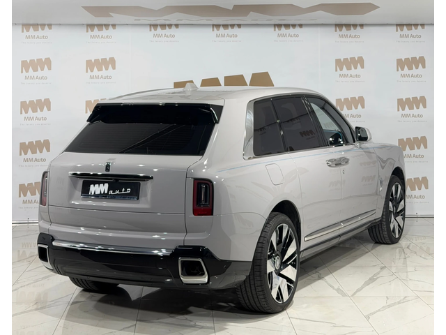 Rolls-Royce Cullinan Series II Facelift* Tempest Grey+ Turchese - автомобили, коли, обяви за нови и употребявани 2