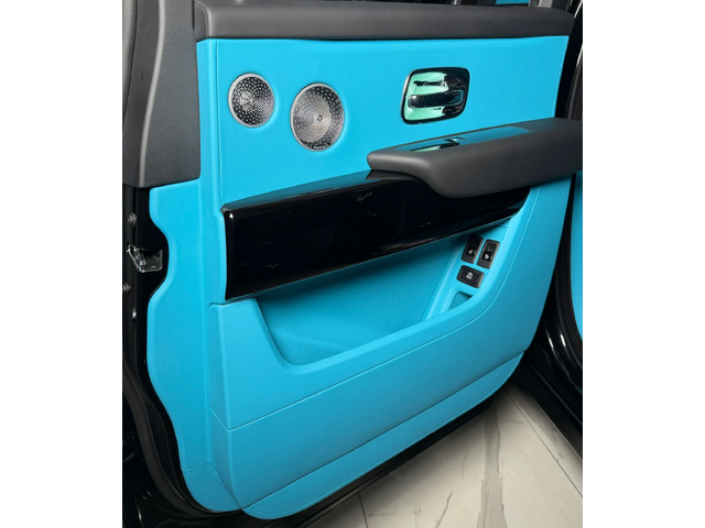 Rolls-Royce Cullinan Series II Facelift* Black+ Turchese - автомобили, коли, обяви за нови и употребявани 13