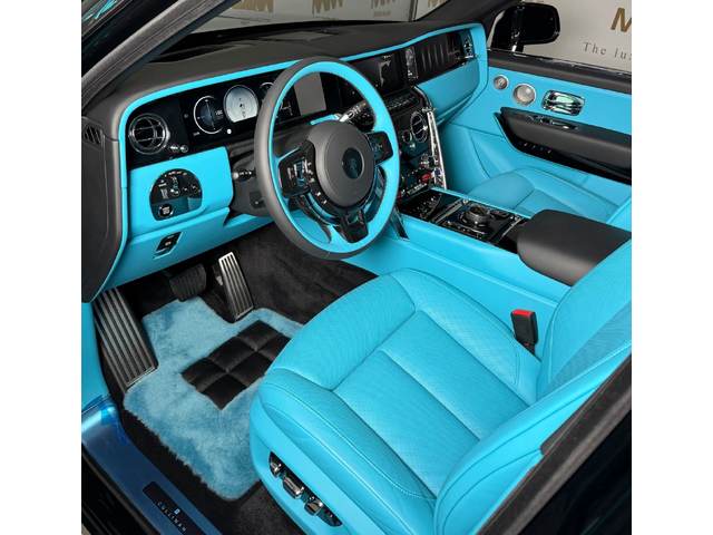 Rolls-Royce Cullinan Series II Facelift* Black+ Turchese - автомобили, коли, обяви за нови и употребявани 6