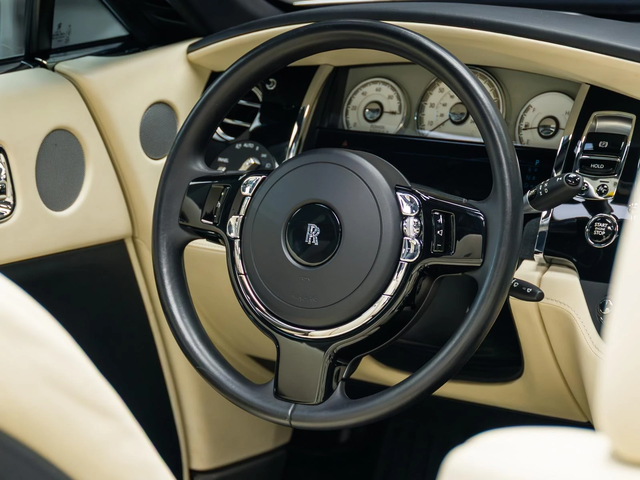 Rolls-Royce Dawn V12* HEAD UP* NIGHT VISION* Обдухв* CAMERA* - автомобили, коли, обяви за нови и употребявани 6