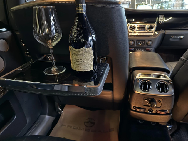 Rolls-Royce Ghost 6.6 V12* Лизинг* - автомобили, коли, обяви за нови и употребявани 12