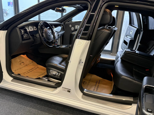 Rolls-Royce Ghost 6.6 V12* Лизинг* - автомобили, коли, обяви за нови и употребявани 1