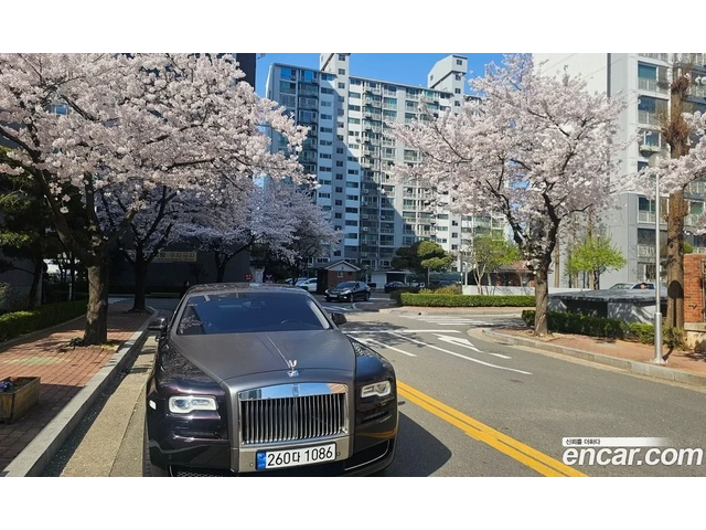 Rolls-Royce Ghost - автомобили, коли, обяви за нови и употребявани 3