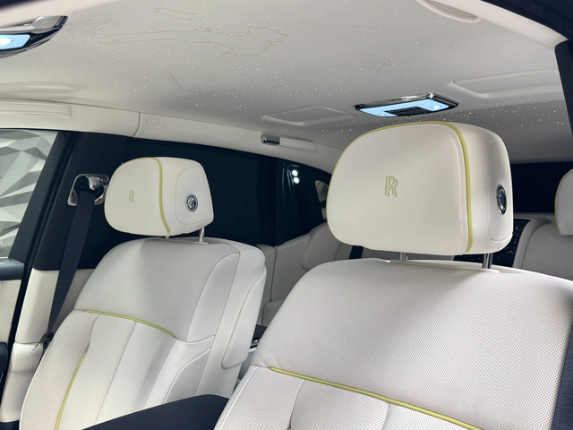 Rolls-Royce Phantom One of one l V12 l Full l TV - автомобили, коли, обяви за нови и употребявани 7