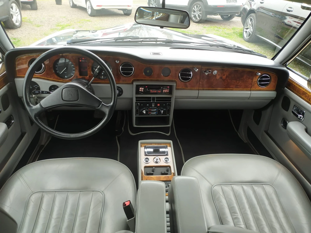 Rolls-Royce Silver Spur 6.7i 144000km - автомобили, коли, обяви за нови и употребявани 10