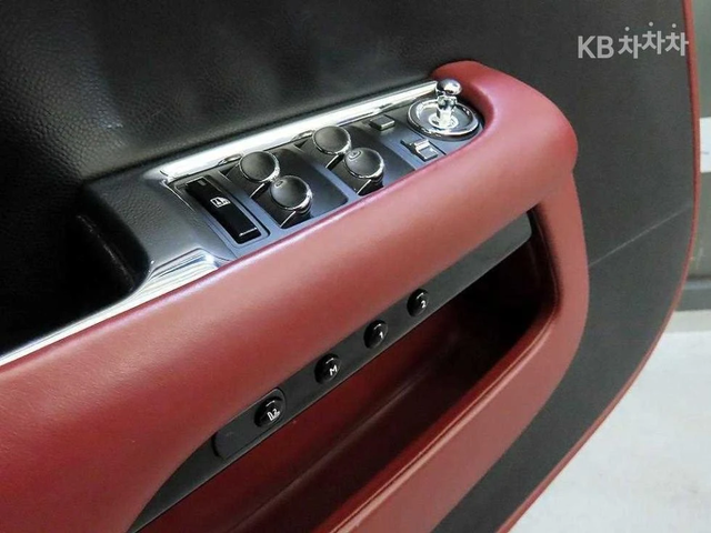 Rolls-Royce Wraith 6.6 V12 ФИНАНСИРАНЕ - автомобили, коли, обяви за нови и употребявани 11