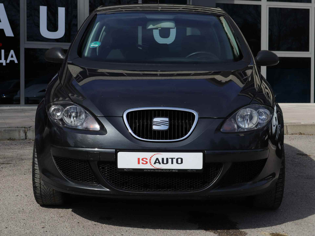 Seat Altea 1.6i - автомобили, коли, обяви за нови и употребявани 1