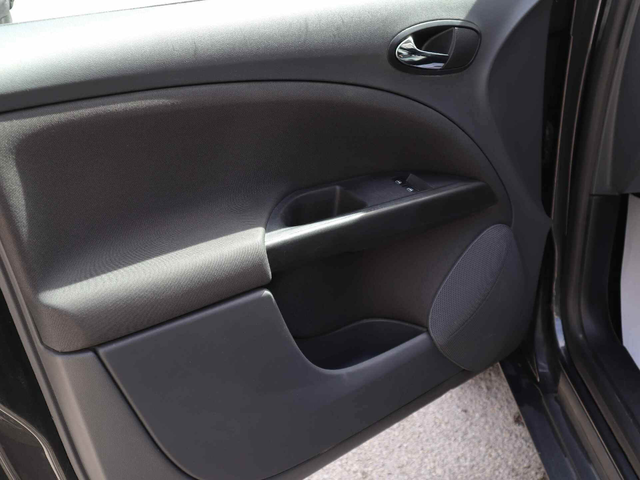 Seat Altea 1.6i - автомобили, коли, обяви за нови и употребявани 6