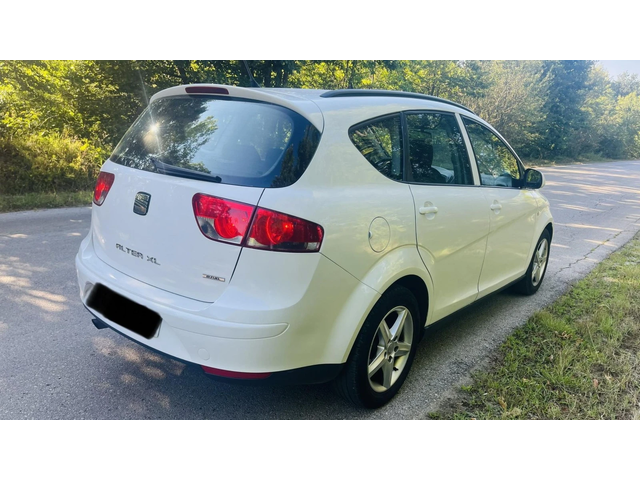 Seat Altea 1.6*102hp*ГАЗ ИНЖ.*НАВИГАЦИЯ - автомобили, коли, обяви за нови и употребявани 2