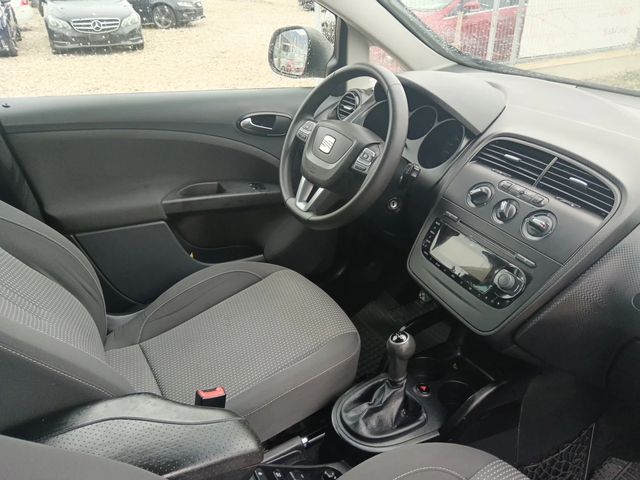 Seat Altea 1.6 * klima* - автомобили, коли, обяви за нови и употребявани 2