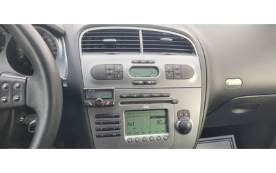 Seat Altea XL 1.6 GAS 102k.c. - автомобили, коли, обяви за нови и употребявани 9