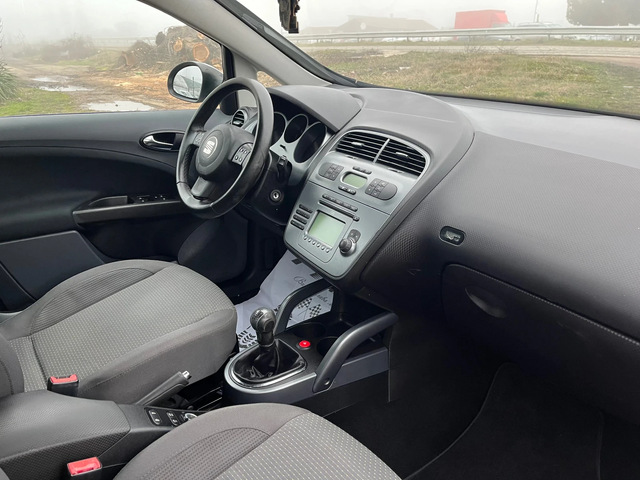 Seat Altea 1.9TDI-105-ITALIA - автомобили, коли, обяви за нови и употребявани 4