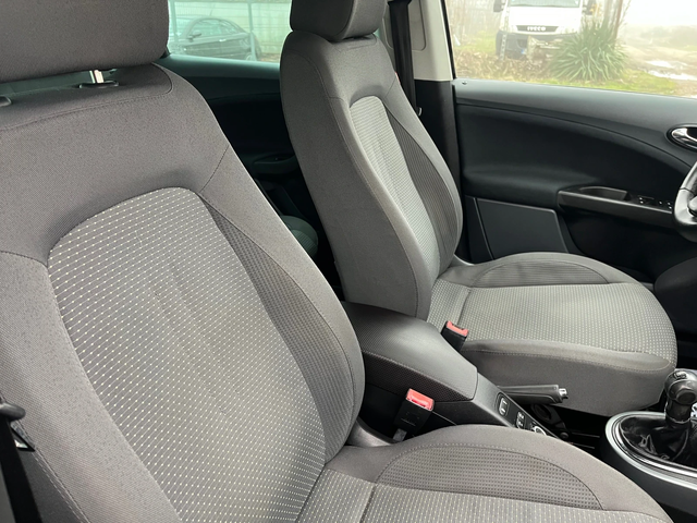 Seat Altea 1.9TDI-105-ITALIA - автомобили, коли, обяви за нови и употребявани 5