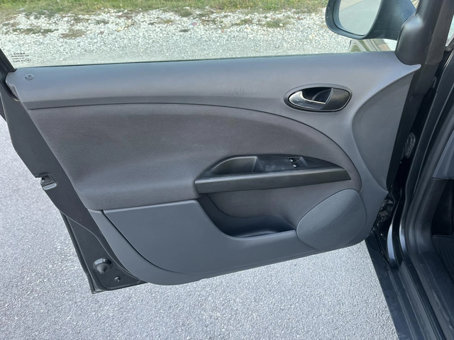 Seat Altea 1.4I 86кс  СТАРИЯ МОТОР 130 000км КЛИМАТИК - автомобили, коли, обяви за нови и употребявани 6