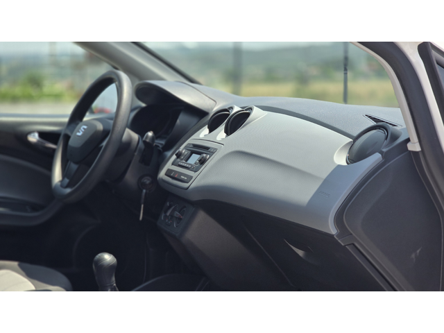 Seat Ibiza 1.2 *ПЕРФЕКТЕН* - автомобили, коли, обяви за нови и употребявани 10