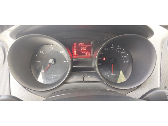 Seat Ibiza 1.2 дизел  N1 - автомобили, коли, обяви за нови и употребявани 8