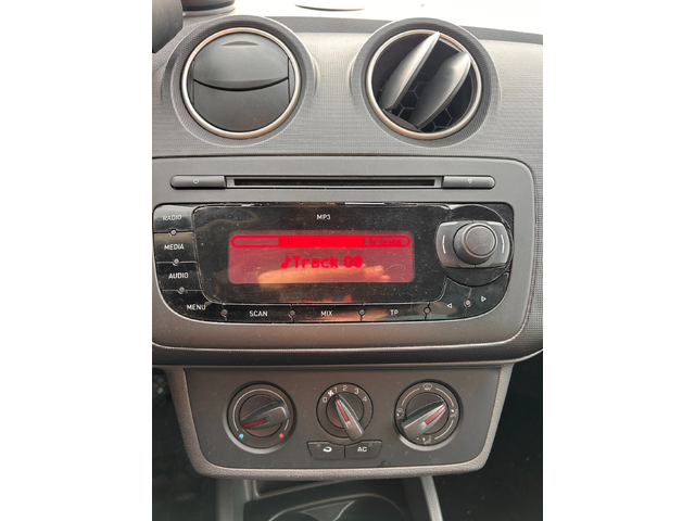 Seat Ibiza 1.4i EURO 5 - автомобили, коли, обяви за нови и употребявани 11