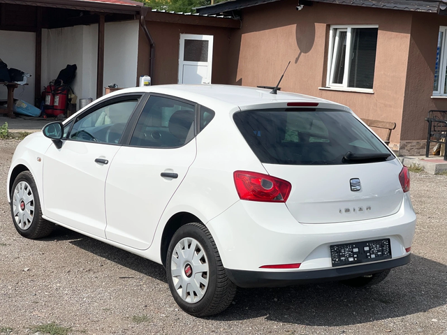 Seat Ibiza 1.2i - автомобили, коли, обяви за нови и употребявани 2