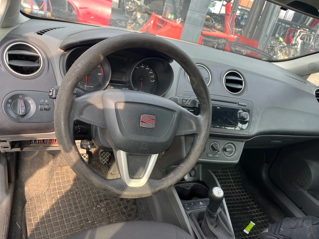 Seat Ibiza 1.4 бензин - автомобили, коли, обяви за нови и употребявани 7