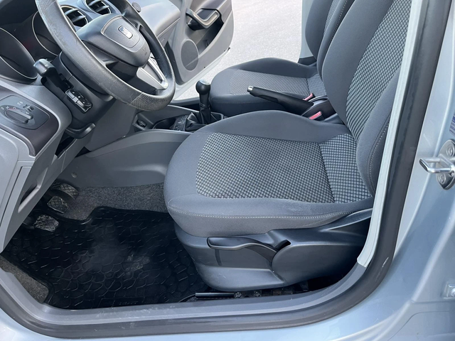Seat Ibiza 1.2I 75кс. EURO 4 КЛИМАТИК - автомобили, коли, обяви за нови и употребявани 7