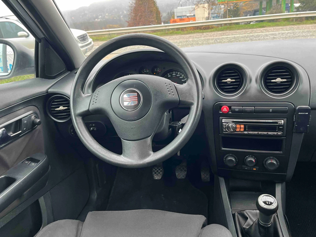 Seat Ibiza 1.4TDI 69кс КЛИМАТИК EURO 4 ВНОС ИТАЛИЯ - автомобили, коли, обяви за нови и употребявани 10