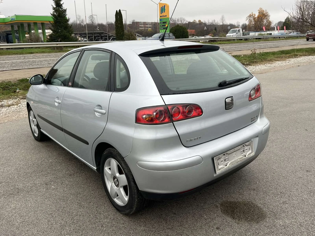 Seat Ibiza 1.4TDI 69кс КЛИМАТИК EURO 4 ВНОС ИТАЛИЯ - автомобили, коли, обяви за нови и употребявани 4