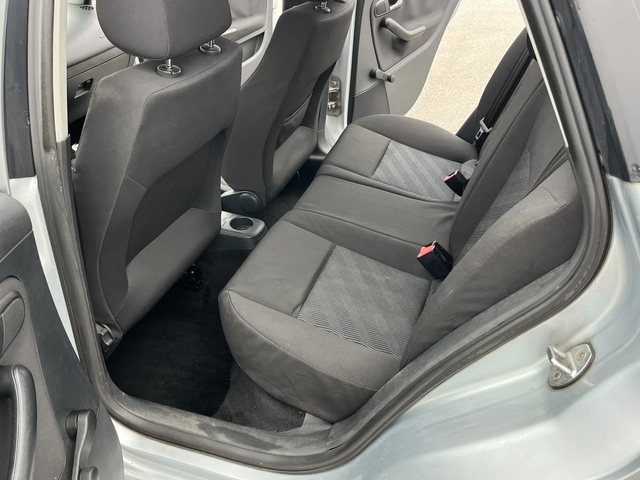 Seat Ibiza 1.4TDI 69кс КЛИМАТИК EURO 4 ВНОС ИТАЛИЯ - автомобили, коли, обяви за нови и употребявани 7