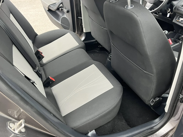 Seat Ibiza 1.2I 70кс. EURO 5 КЛИМАТИК - автомобили, коли, обяви за нови и употребявани 9