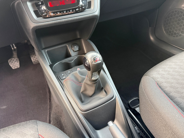 Seat Ibiza FR 2.0TDI 140hp - автомобили, коли, обяви за нови и употребявани 24