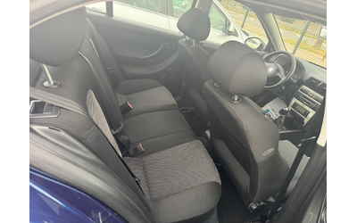 Seat Leon 1.4i - автомобили, коли, обяви за нови и употребявани 8