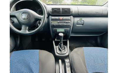 Seat Leon 1.6i - автомобили, коли, обяви за нови и употребявани 10