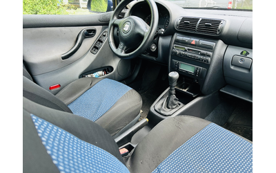 Seat Leon 1.6i - автомобили, коли, обяви за нови и употребявани 11