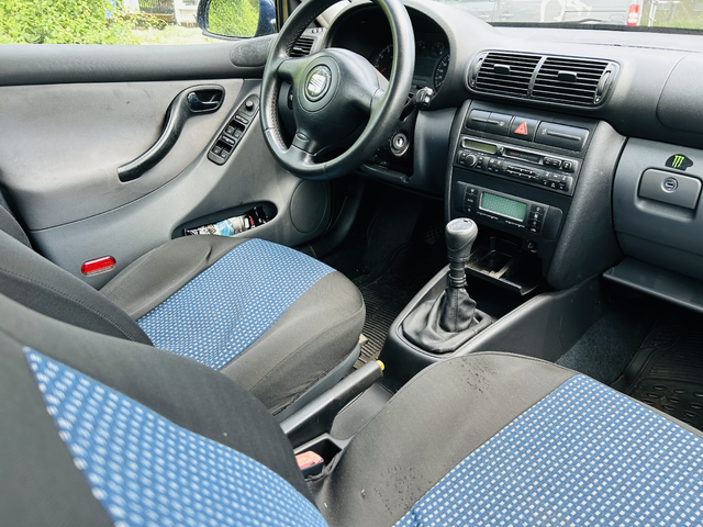 Seat Leon 1.6i - автомобили, коли, обяви за нови и употребявани 11