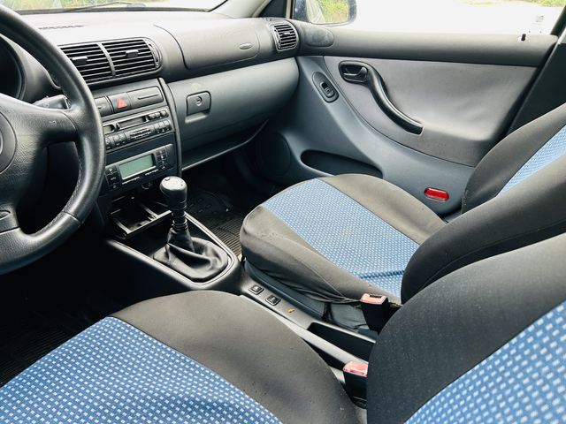 Seat Leon 1.6i - автомобили, коли, обяви за нови и употребявани 8