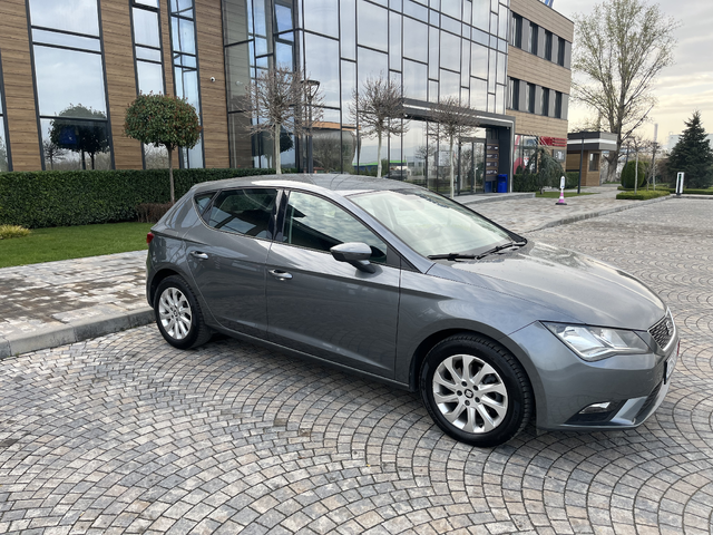 Seat Leon 1.6TDI 110к.с Automatic Navigation System - автомобили, коли, обяви за нови и употребявани 1