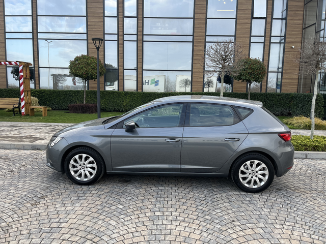 Seat Leon 1.6TDI 110к.с Automatic Navigation System - автомобили, коли, обяви за нови и употребявани 7