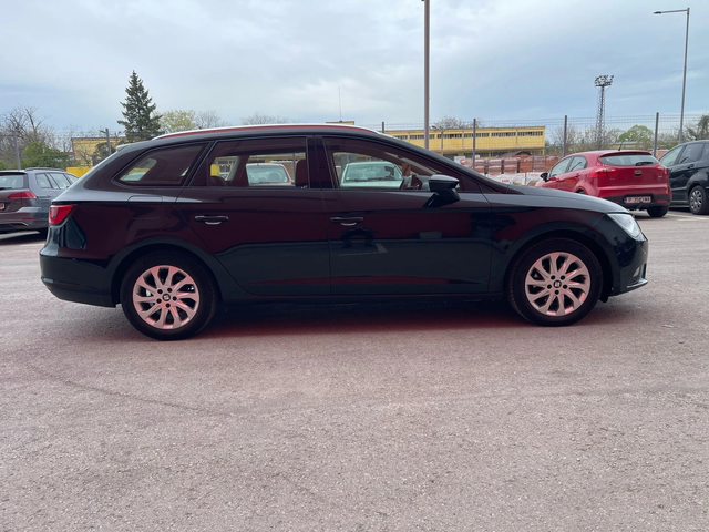 Seat Leon 2.0 TDI-LED MATRIX-НАВИГАЦИЯ - автомобили, коли, обяви за нови и употребявани 3