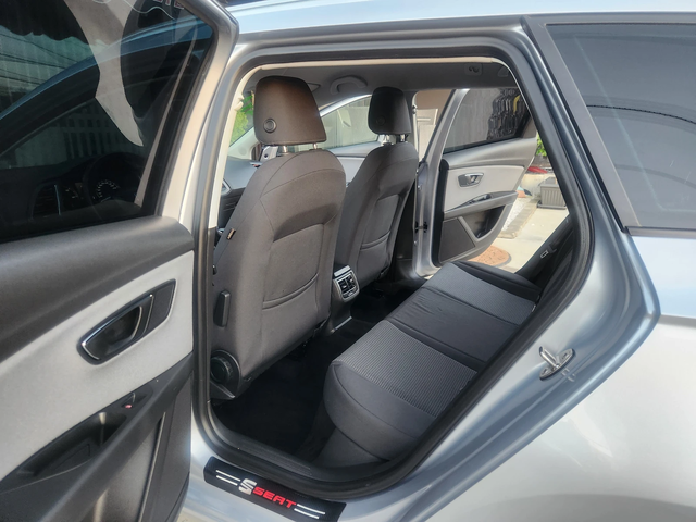 Seat Leon FR-2.0TDI-150к.с ЕURO 6 4х4-НАВИГАЦИЯ-ШВЕЙЦАРИЯ - автомобили, коли, обяви за нови и употребявани 14