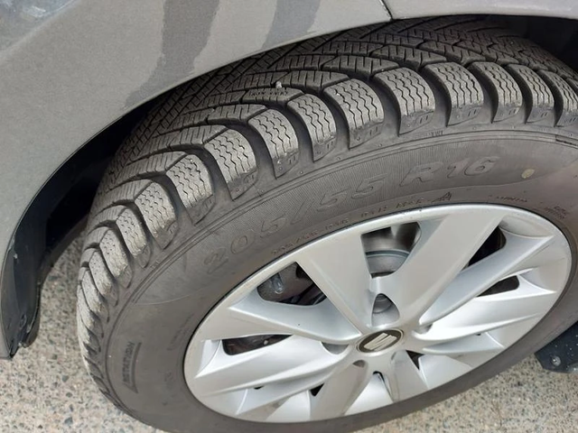 Seat Leon 1, 4i - автомобили, коли, обяви за нови и употребявани 13