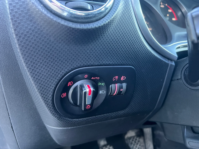 Seat Leon Facelift 1.6TDI- 105к.с./ Навигация/ Euro 5A - автомобили, коли, обяви за нови и употребявани 16