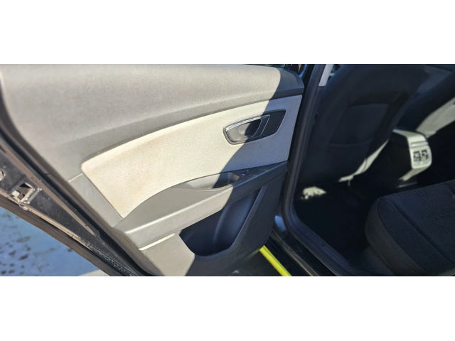 Seat Leon 1.5CNG* 6ск.-2020година - автомобили, коли, обяви за нови и употребявани 15