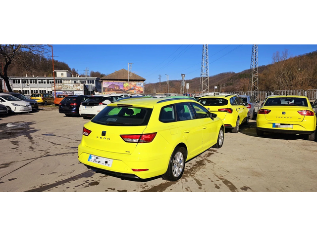 Seat Leon 1.5CNG* 6ск.-2020година - автомобили, коли, обяви за нови и употребявани 2