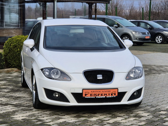Seat Leon 1.6TDI 105к.с. - автомобили, коли, обяви за нови и употребявани 3