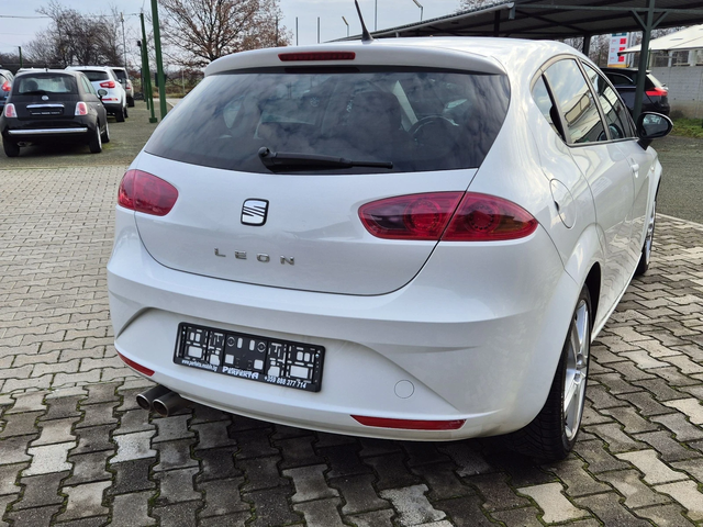 Seat Leon 1.6TDI 105к.с. - автомобили, коли, обяви за нови и употребявани 7